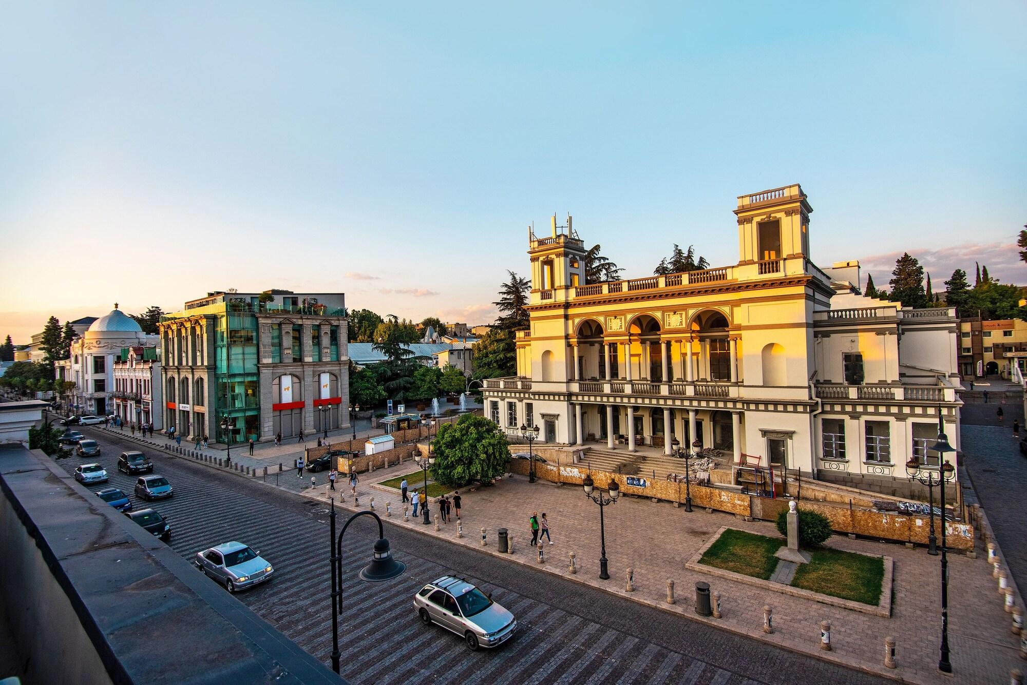 Margi Boutique Hotel By Dnt Group Tbilisi Bagian luar foto