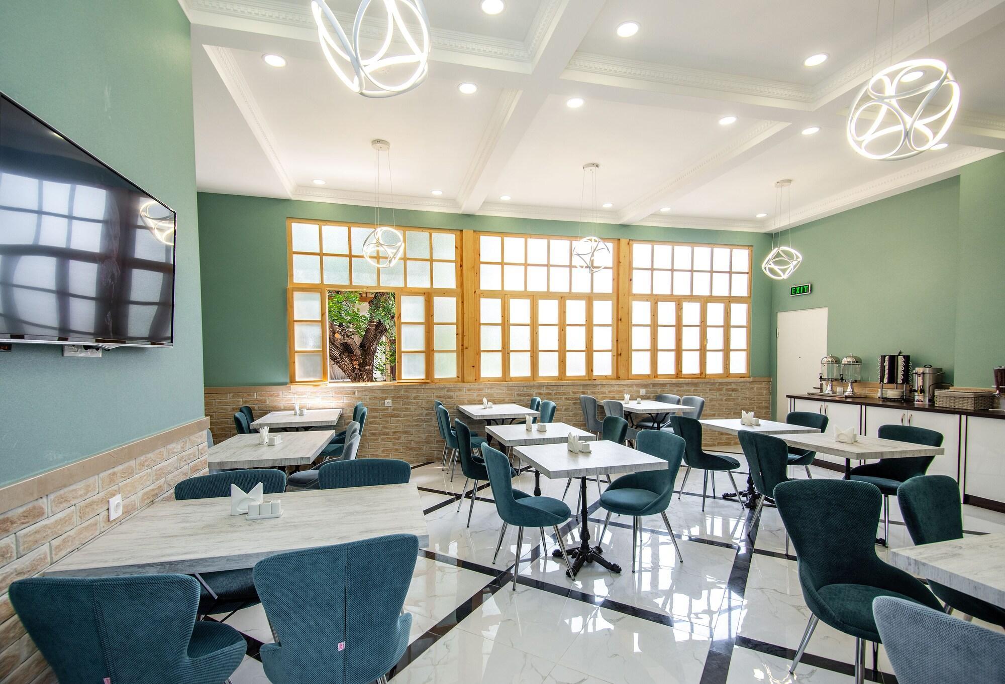Margi Boutique Hotel By Dnt Group Tbilisi Bagian luar foto